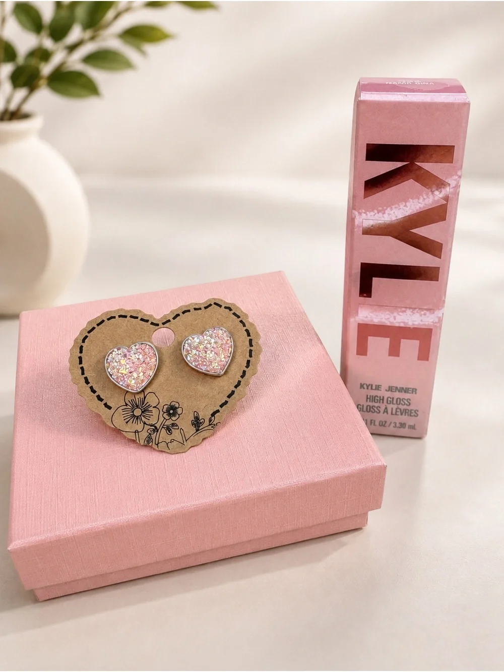 Kylie Lipgloss Bundle with Heart Glitter Stud Earrings - Pink Sparkle